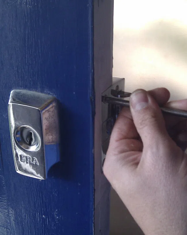 Lock Locksmith Tech Berkeley, IL 708-290-9034 - locksmith-service