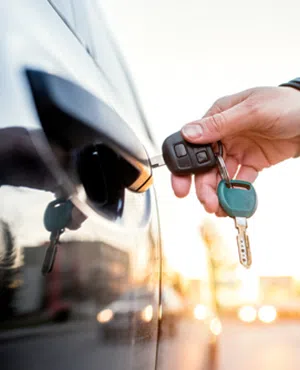 Lock Locksmith Tech Berkeley, IL 708-290-9034 - unlock-car